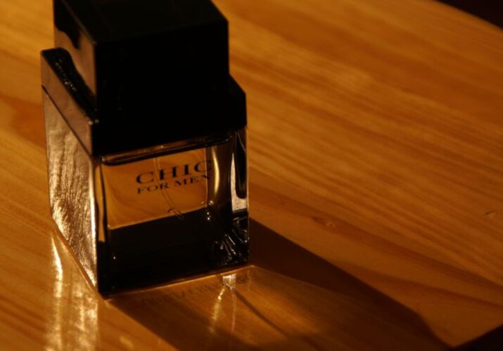 Najlepšie drevité vône, ktoré podčiarknu vašu prirodzenú eleganciu>