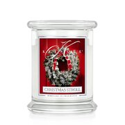 Kringle Candle Christmas Stroll vonná sviečka stredná 2-knôtová (411 g)