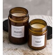Vila Hermanos Apothecary Red Saffron & Cedar Blue vonná sviečka 150g