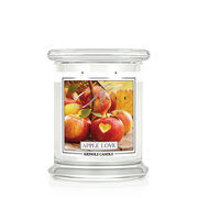 Kringle Candle Apple Love vonná sviečka stredná 2-knôtová (411g)