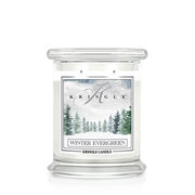 Kringle Candle Winter Evergreen vonná sviečka stredná 2-knôtová (411g)