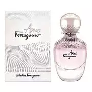 Produkt SALVATORE FERRAGAMO AMO FERRAGAMO v priehľadne ružovom flakóne.