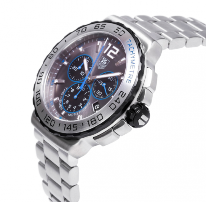 Hodinky Tag Heuer •